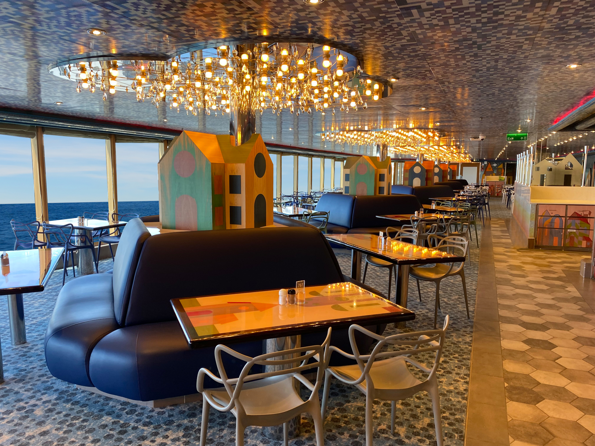 MyCruise Carnival Luminosa Offentlige-arealer Restauranter2